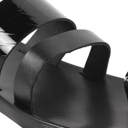 Mochi Men Textured Leather Comfort Sandals image 5