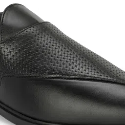 Eego Italy Men Textured Ethnic Shoe-Style Sandals image 2