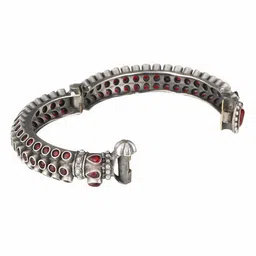 Adwitiya Collection Silver-Plated Stone Studded & Beaded Oxidised Bangle image 2