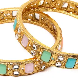 KARATCART Set of 2 Gold-Plated Kundan Studded Alloy Bangles image 4