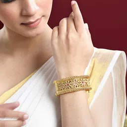 Peora Gold-Plated Stone-Studded Bangle image 4