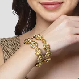 KARATCART Set Of 2 Gold-Plated Kundan-Studded Bangles image 5