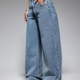 flowfit Women Loose Fit High Rise Light Blue Jeans image 5