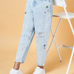 People Women Blue Relaxed Fit High-Rise Mildly Distressed Jeans-picture-30