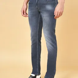 SF JEANS by Pantaloons Men Mid-Rise Slim Fit Light Fade Jeans image 5