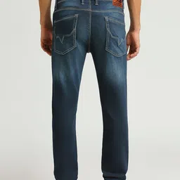 Pepe Jeans Men Tapered Fit Low-Rise Light Fade Stretchable Jeans image 3