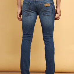 Wrangler Men Slim Fit Low Rise Light Fade Skanders Stretchable Jeans image 3