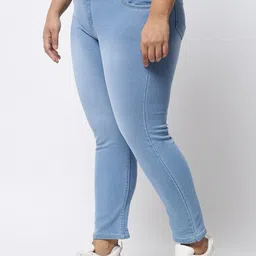 MARC LOUIS Women Blue Mid Rise Light Fade Cotton Jeans image 4