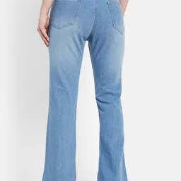 METTLE Women Blue Mildly Distressed Stretchable Bootcut Jeans image 5