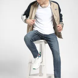 Jack & Jones Men Blue Slim Fit Light Fade Jeans image 5