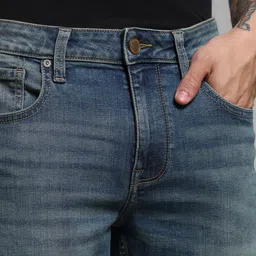 Jack & Jones Men Slim Fit Low-Rise Heavy Fade Stretchable Jeans image 5