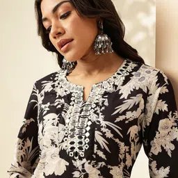 Anouk Floral Printed Mirror Work Cotton Notched -Neck Straight Kurta with Harem Trouser image 2