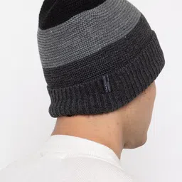 513 Men Colourblocked Knitted Acrylic Beanie image 4
