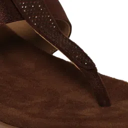 Monrow Women Copper-Toned T-Strap Flats image 5