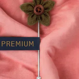 PELUCHE Unisex Green & Brown Button Flower Lapel Pin image 1