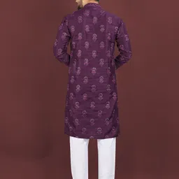 krm Men Embroidered Viscose Rayon Straight Kurta image 2