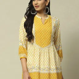 Rangriti Ethnic Motifs Printed Mandarin Collar Top image 1