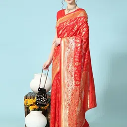 Rujave Woven Design Zari Silk Banarasi Saree-image-13