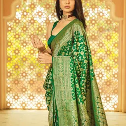 revika Woven Design Zari Pure Silk Kanjeevaram Saree image 4