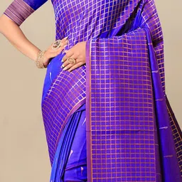 Hinayat Fashion Woven Design Zari Detailed Banarasi Saree image 5