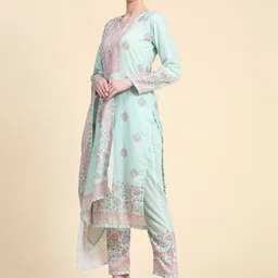 VISHNU WEAVES Ethnic Motifs Printed Kurta with Trousers & Dupatta image 4