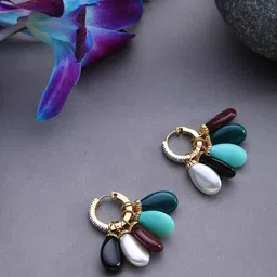 SOHI Gold-Plated Contemporary Studs Earrings image 2