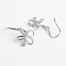 Clara Silver-Toned Contemporary Studs Earrings image 2