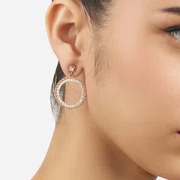 AMI Rose Gold-Plated Contemporary Cubic Zirconia-Studded Drop Earrings image 4