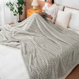 HOKIPO Grey Fleece AC Room 210 GSM Double Bed Blanket-image-12