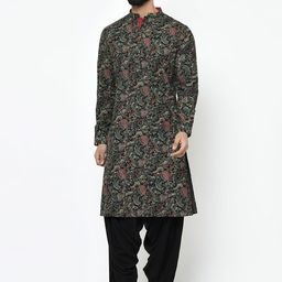 KISAH Men Black & Green Ethnic Motifs Embroidered Kurta with Pyjamas-picture-8