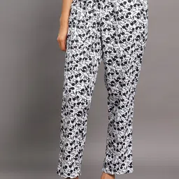 Bewakoof Women Mickey Mouse Printed Cotton Lounge Pants-image-53