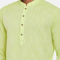 Indus route by Pantaloons Men Lime Green Kurta image 3
