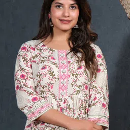 SIPET Floral Printed Round Neck Three-Quarter Sleeves Anarkali Kurta image 5