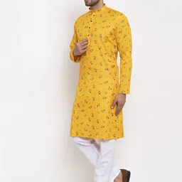 KRAFT INDIA Men Yellow & White Floral Printed Regular Kurta With Pyjamas image 2