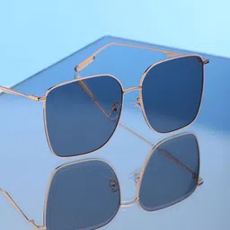 HAUTE SAUCE by Campus Sutra Women Oversized Sunglasses with Polarised Lens AW24_HSSG2567-picture-18