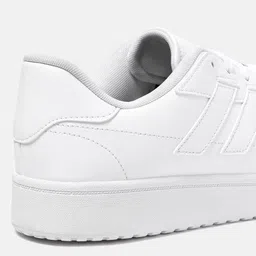 adidas COURTBLOCK IKD Sneakers For Men image 4