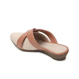 FEET RUNNER Colourblocked Pointed Toe Slip-On Mules image 4