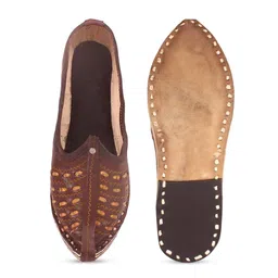 Apratim Men Printed Ballerinas Flats image 4