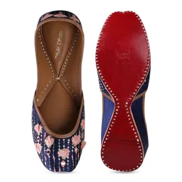 Sole Saga Ethnic Embellished Square Toe Leather Mojaris image 2