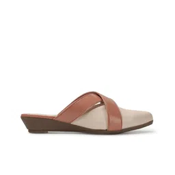 FEET RUNNER Colourblocked Pointed Toe Slip-On Mules image 3