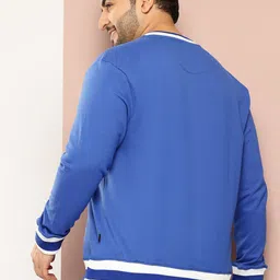 Sztori Plus Size V-Neck Typography Printed Pullover Sweatshirt image 5