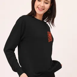 Leotude Typography Printed Fleece Pullover image 4
