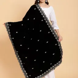 Moda Chales Embroidered Velvet Dupatta with Sequinned-image-35
