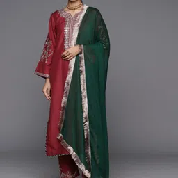 Varanga Floral Embroidered Regular Kurta with Trousers & Dupatta-image-33