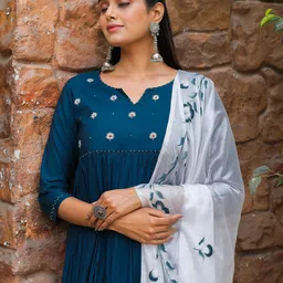 Roly Poly Women Floral Embroidered Regular Kurta with Palazzos & With Dupatta image 4