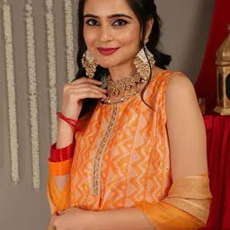 Varanga Women Printed Sequinned Kurta With Trousers & Dupatta image 2