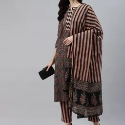 Vbuyz Women Brown & Black Ethnic Motifs Printed Pure Cotton Kurta with Trousers & Dupatta image 2