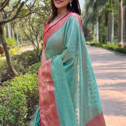 pk sarees Woven Banarasi Jacquard Saree image 3