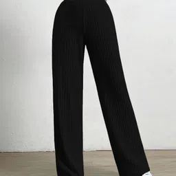 selvia Women Relaxed Black Lycra Blend Trousers image 4