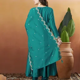 colors of earth Women Silk Blend Kurta Pant Dupatta Set image 2